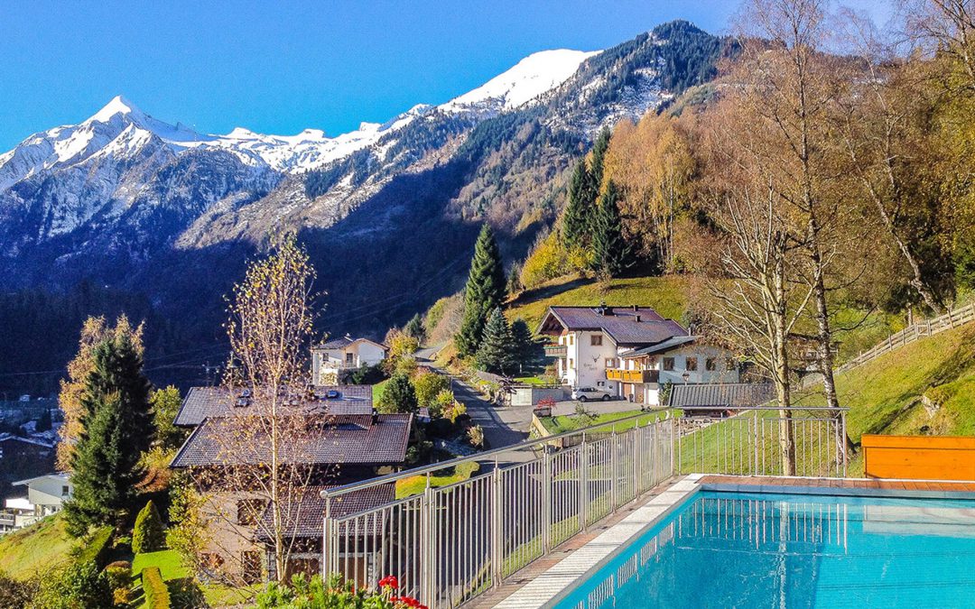 Infinity pool in Kaprun